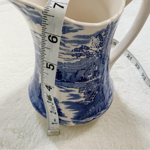 Alfred Meakin “Tintern” Blue White Transferware Pitcher England 1950s 28oz - Picture 15 of 16